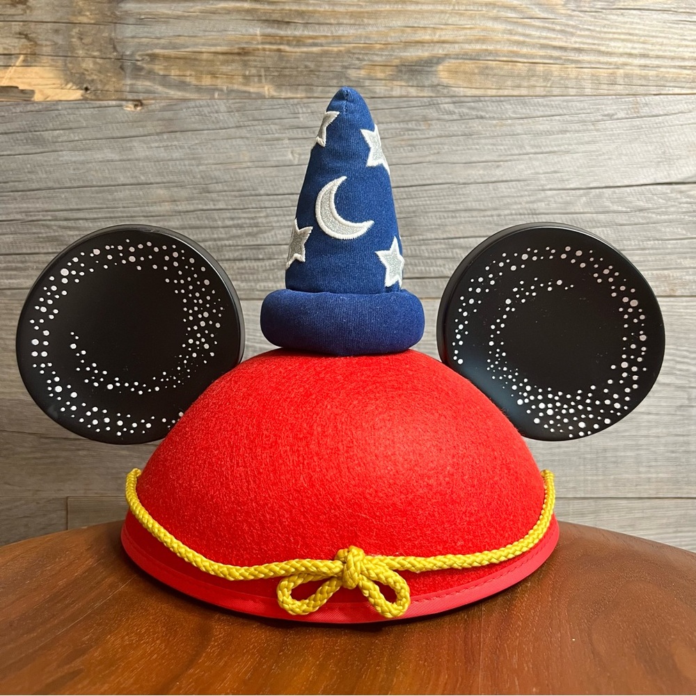 SALE✨NWT 🆕 Exclusive Mickey Sorcerer Ears from 90th Anniv Exhibition (in NYC)